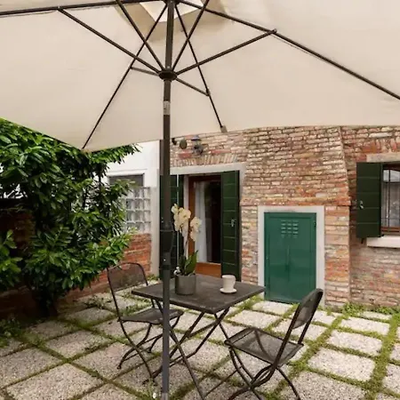 Garden Apartment Venice